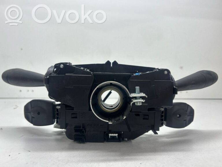 d671fb2ed03775609442111de301b4ab-54e47bb282c0f42a08f593d16c0bfbbd_wiper_turn_signal_indicator_stalk_switch