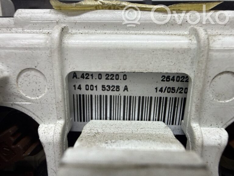 d6a3827308eeabb7521b75a20f57f231-a8ca587461b74b4fd91dade2e2990035_climate_control_unit