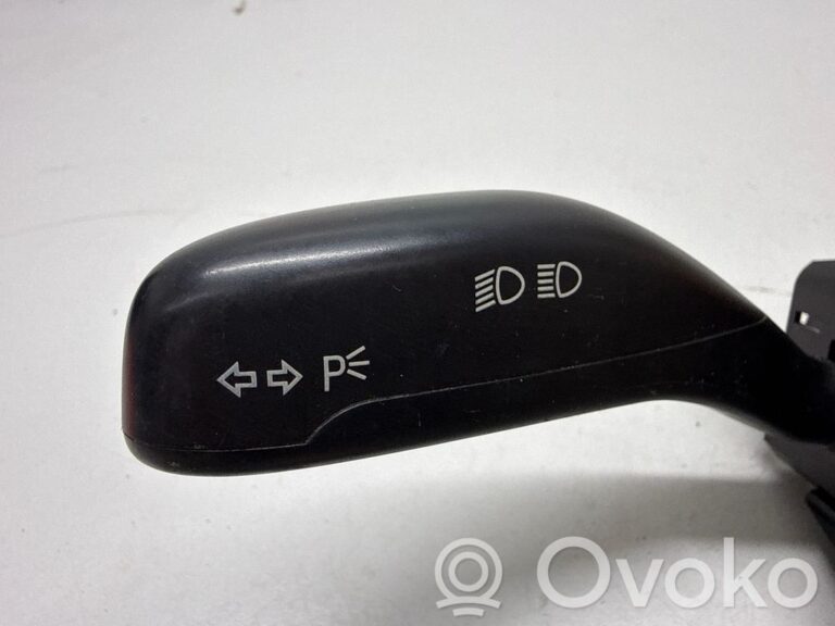 d8b3727aebd6343b4fe707ef67decf97-2ebf429bebc6a20af3aebb41b5cb0910_wiper_turn_signal_indicator_stalk_switch