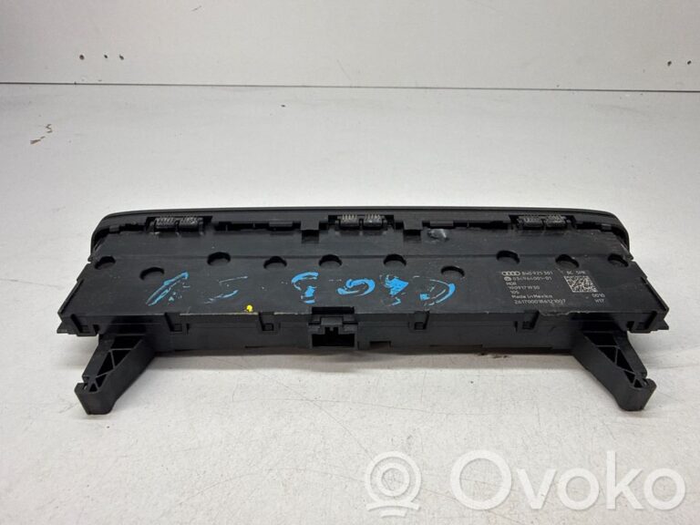 d97a34c38d513cfbb2701115cf5d8959-565142f5d8fabc5114d6b978ac7c5abd_a_set_of_switches
