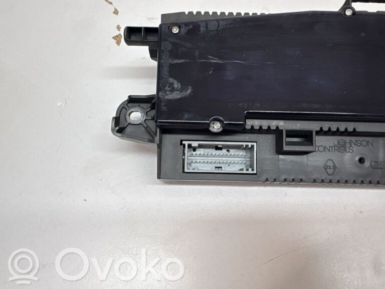 d9e70f42a19e6071d7b0d3811f8b29ca-dfe900703bb29a3db344ba1d58f52aeb_speedometer__instrument_cluster_