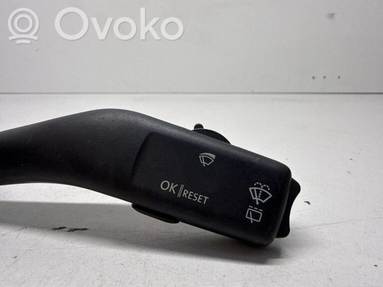 da0116247b186bc8958ea0ff62fa2863-27d93bcda62cb61adc6e3287cd54bece_wiper_control_stalk