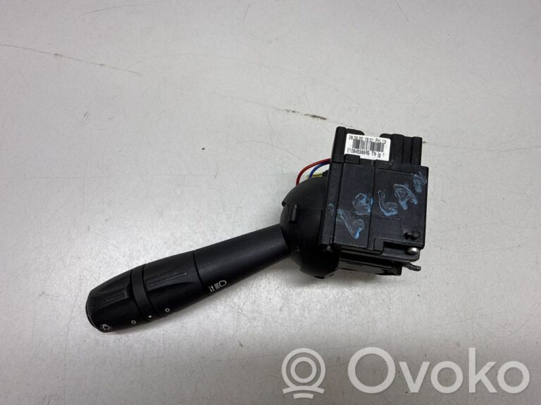 da4f0ca0cfca454cc3e2dda4b09851ce-9d22fc114679e49bf1fc2e87111a6e51_light_switch