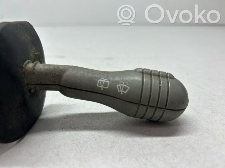 dcfb73e8d91ef2a7594a28d52571ada8-fee36e927c063e338ce8d94401dd1832_wiper_control_stalk