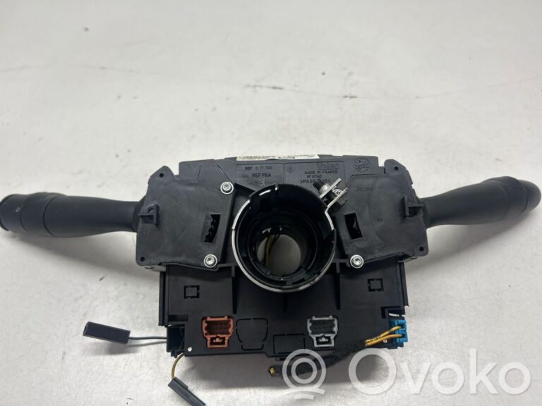 dd2c11118bf3269e347a4474b6900b83-da6f731013b05af4c0d3bfa4dcbdf9a5_light_switch