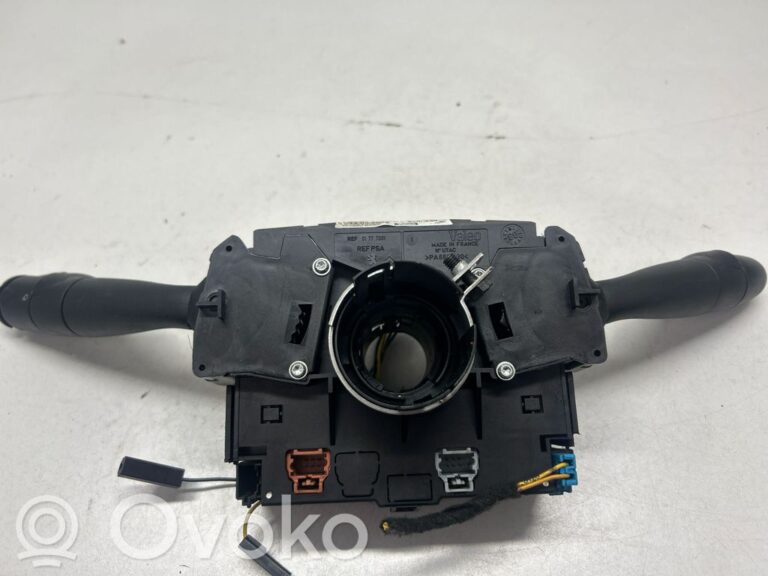 dd2c11118bf3269e347a4474b6900b83-da6f731013b05af4c0d3bfa4dcbdf9a5_light_switch