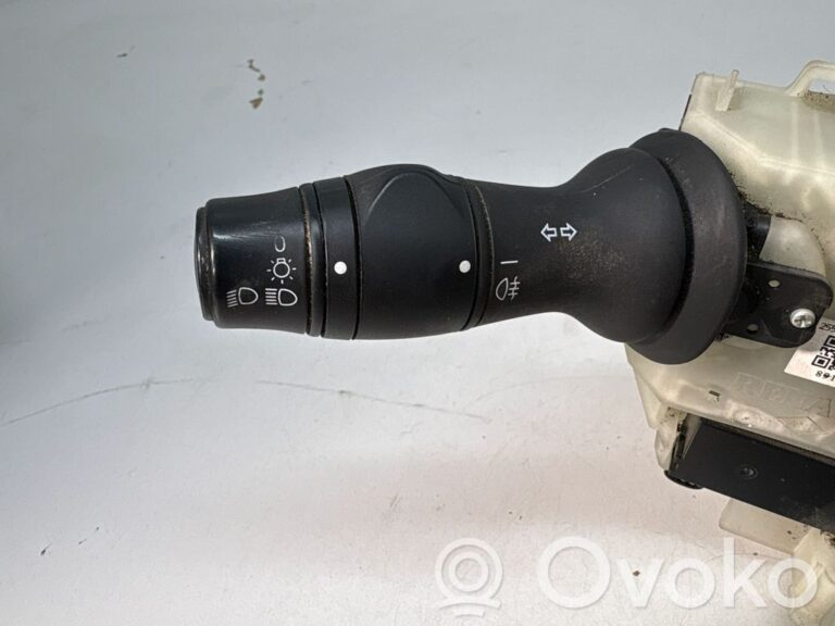 ddd82c80b8e1b92296fbf0f16faf5be6-31bbf75ba56217146b5d8995cfe7be27_wiper_turn_signal_indicator_stalk_switch