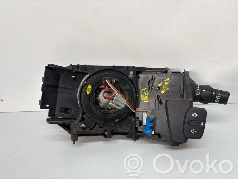 dddd01ecb1873b3f49167eac5136a58c-3eb158b53362ea76bd7cbb43d4fe120a_wiper_control_stalk