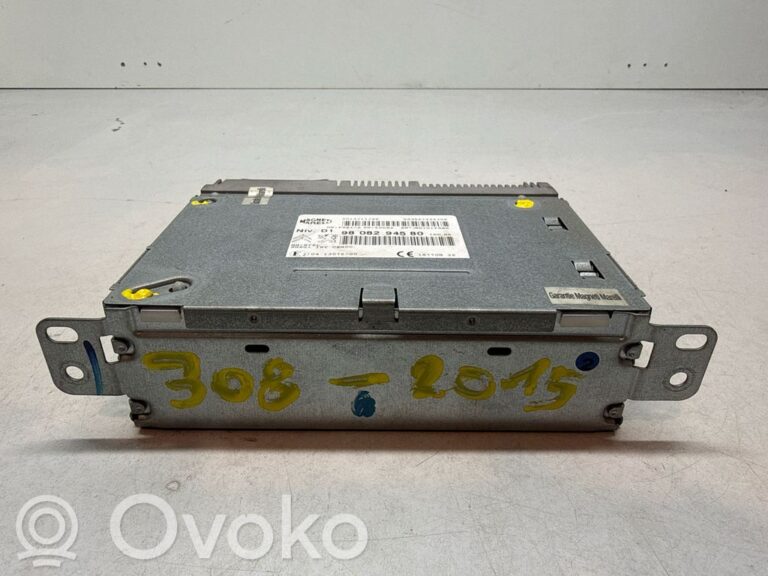 ded23dcb831d3fe14651e4b90331c0b5-211ab57b0d8d602fa15f9c4e829de12f_radio_cd_dvd_gps_head_unit