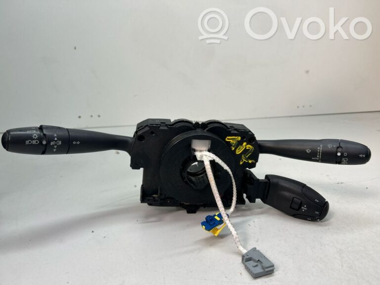 df31df83e01f58a1890175a3e6c0f967-dbe25bf07ede0b8af1d1d8c6e54ed2df_wiper_control_stalk