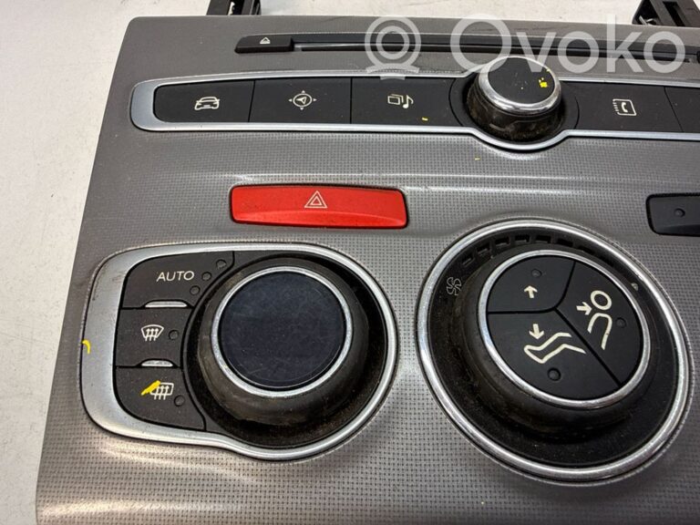 dfaa9172a4d1c6214410f4fbab5b98b6-304b09d6224c99faefc1885c1b1da445_climate_control_unit