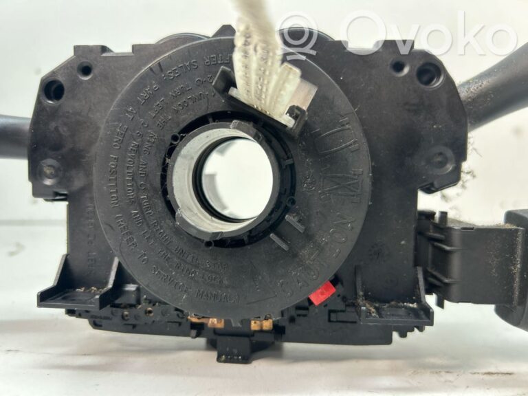 dfdd777f30dad218541b924e28d796a9-364736b5301c1140e2681f19cd228eaf_light_switch