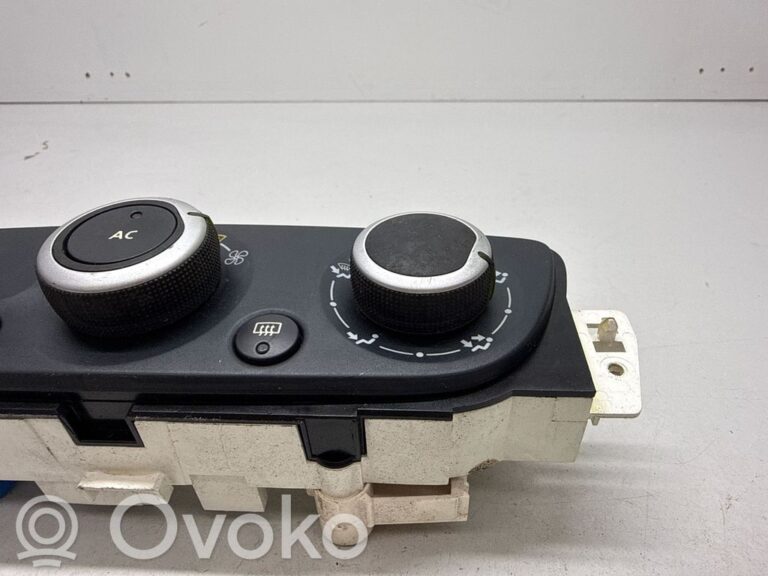 e1f5654b62a61cdbc2ef2df261b6ad66-d613974ea27714fc0de3f6b8699200c9_climate_control_unit