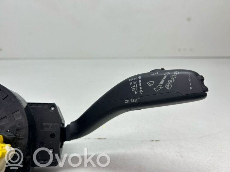e24c98ba114e6ca832d2b756dc28d96a-b7e78adea1194dc7ac019280899fba63_wiper_turn_signal_indicator_stalk_switch