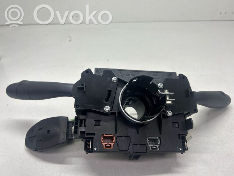 e2dd535c559b8bbff188e51b4907d8bc-5e9c44d6dd5cbd54c130a87416d6a645_light_switch