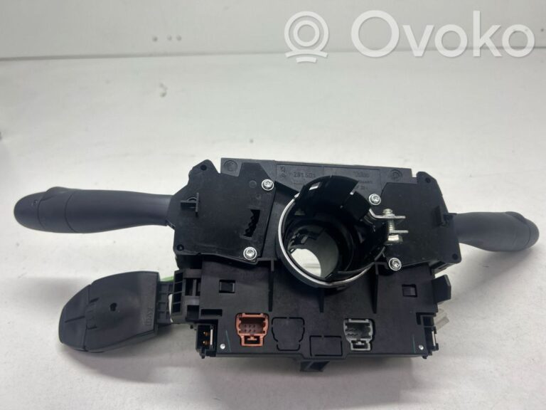 e2dd535c559b8bbff188e51b4907d8bc-5e9c44d6dd5cbd54c130a87416d6a645_light_switch