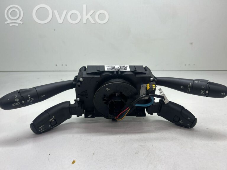 e3fa8507a42c94991b6235be5045fbf3-180715396b58f340bd176a93e57ce1c5_wiper_turn_signal_indicator_stalk_switch