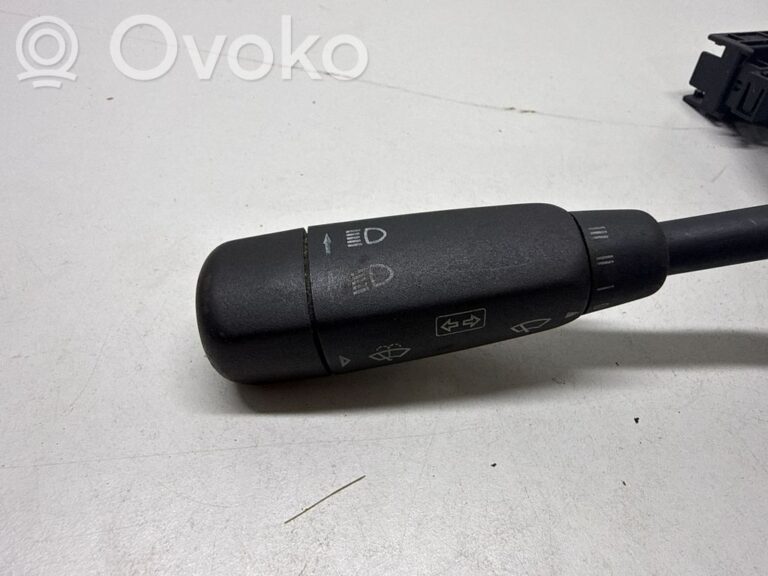 e6c33c1ad47c17f1db6d7516bb57d2d2-4e91bb4bfb7f42ef457c2aaa9edebd63_wiper_control_stalk