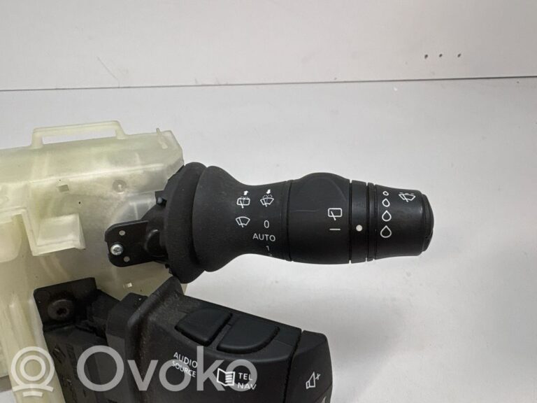 e7f3199a72e002220ffc5c8fc8613449-92f068a73cb353fa49b93712adae22a3_wiper_turn_signal_indicator_stalk_switch