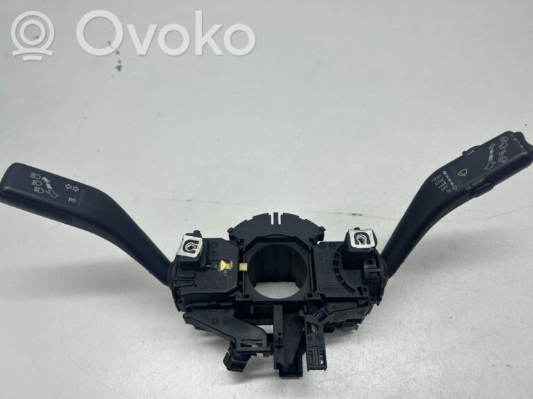 e8f159152af1d7218a268422e6b1964c-f0bafa429092982a1d2b8068b3a8a006_wiper_control_stalk