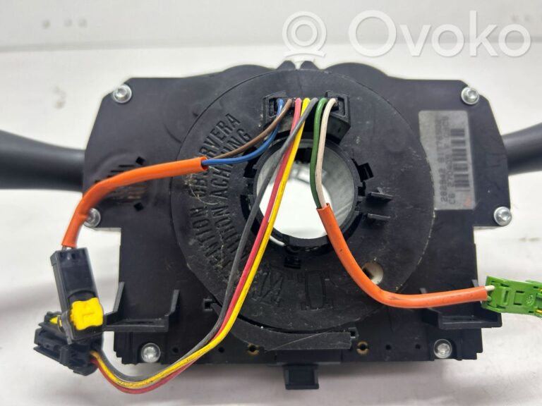 e90ecbeb758477074d4422d2bfe71f12-21cdeb823e5928260e2b899541ddd6e6_light_switch