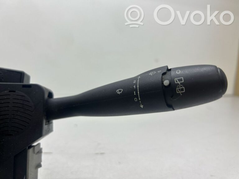 e983c9d89fcd5c03bbff14b44d1a8f3d-3601a735480f1ae01be61388548edb23_wiper_turn_signal_indicator_stalk_switch