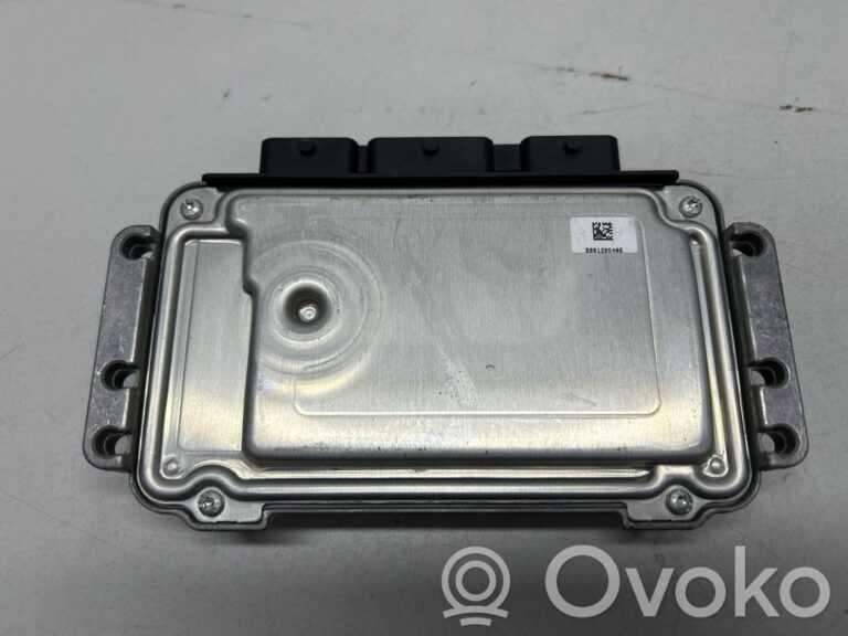 e999f089e6a7bff7660ee81a792e7ad7-c33d0ad60ef14e171e9d4658ea92f15d_engine_control_unit_module