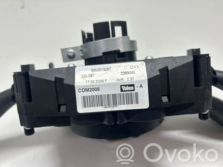 ea8b6eaf416efa9b8934ab67be8b8c6b-59515736dfe81a70c34ccdef46a5dd67_multifunctional_control_switch_knob