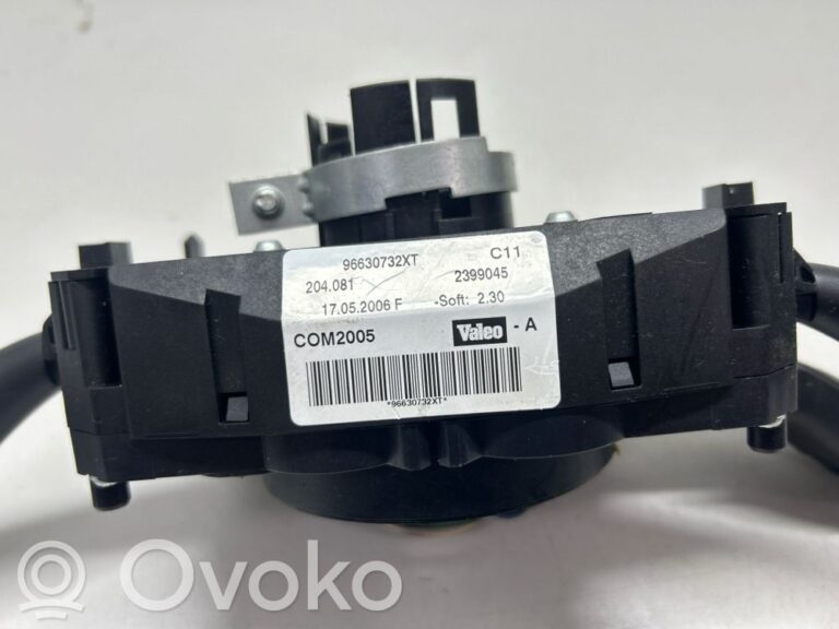 ea8b6eaf416efa9b8934ab67be8b8c6b-59515736dfe81a70c34ccdef46a5dd67_multifunctional_control_switch_knob