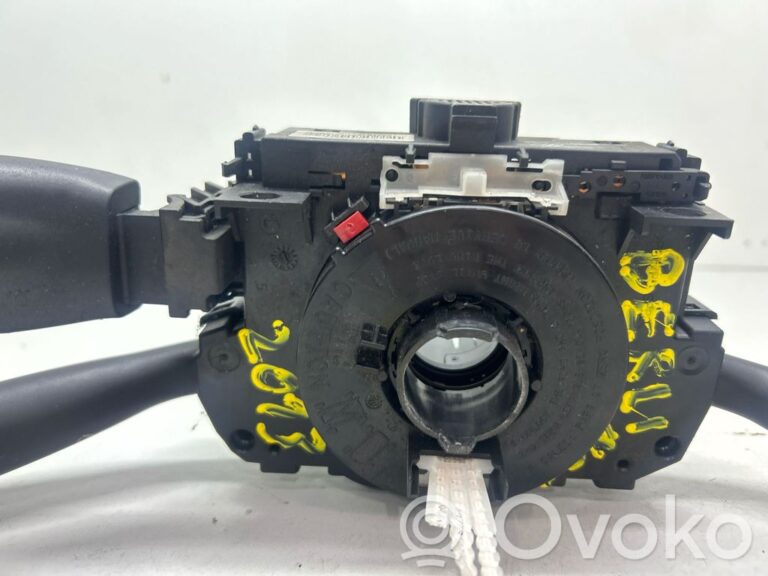 eb07720027abedd13186095ecd2f00dd-8d4b94a8761f641916577a8f5f57ebe2_wiper_turn_signal_indicator_stalk_switch