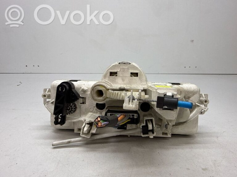 eb52434ef44e31ceac2e7ef08b00d273-4db73245519ba68bbdcfcd8d6489b1a3_climate_control_unit