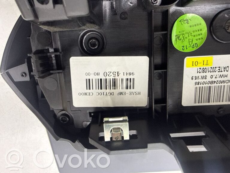 ebd20cdb391985030664c2a43e3f5362-35b9a890ed47cb966fe58c2f8b29b818_screen_display_small_screen