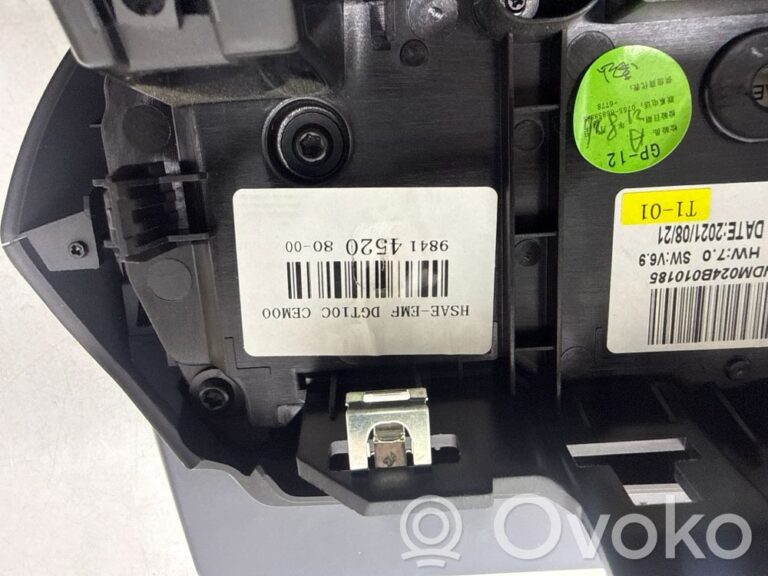 ebd20cdb391985030664c2a43e3f5362-35b9a890ed47cb966fe58c2f8b29b818_screen_display_small_screen