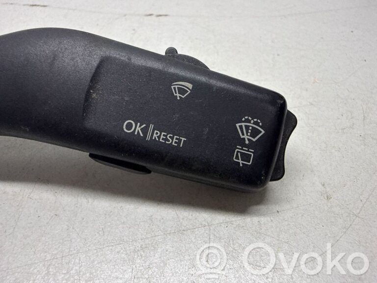 ec2d2c3cfe97ec8ddcdc03e73fd85852-5ae5fcb3451ebfe6a0bca05fadf0dd24_wiper_control_stalk