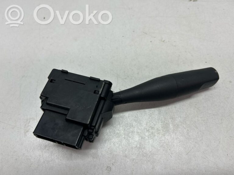 ec5f9574b7c083d49bd1dd521af88d1a-926568545d285e7cf50b322d802c5fd1_wiper_control_stalk