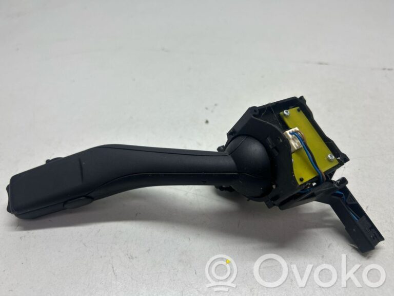 ec93ef09f19fe45c840681086bb02558-fc95c7859c45be24044d4aa8a1e77903_wiper_control_stalk