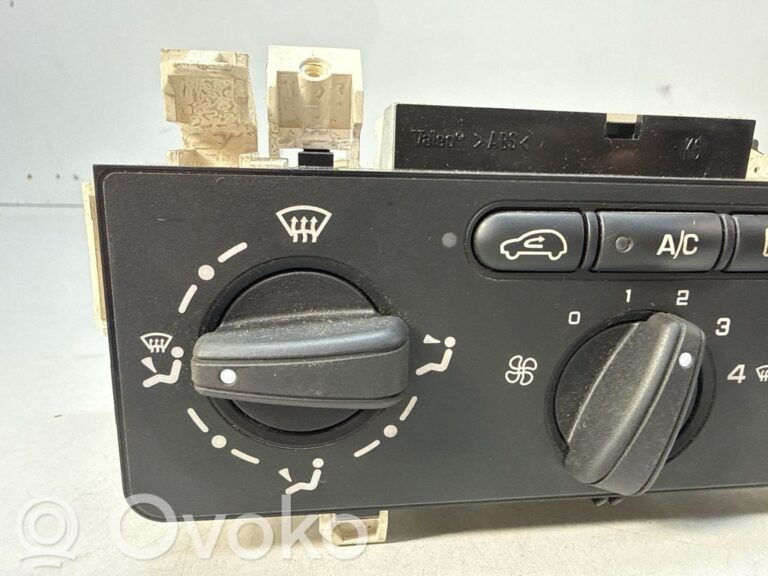 ed2d032985043d600b9df3be93f04084-cd7c7a35244b7ca1ddf467bb6a5b1a5d_climate_control_unit