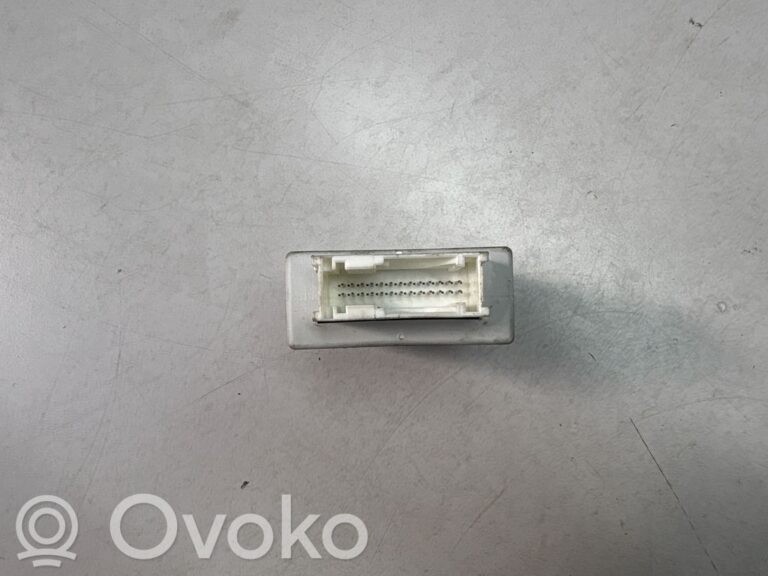 eeac2c947f9c2090d5163cc0205a2ca4-f0b3f13de7b5481b478ea6155aa65300_air_suspension_control_unit_module__rear_