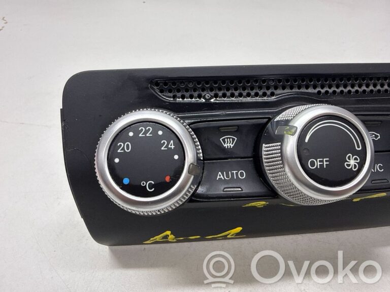 eefbeffa158506d3fac62c4bd0aab389-6ba8bd56d6efa2223c30ccd6be1f633d_climate_control_unit