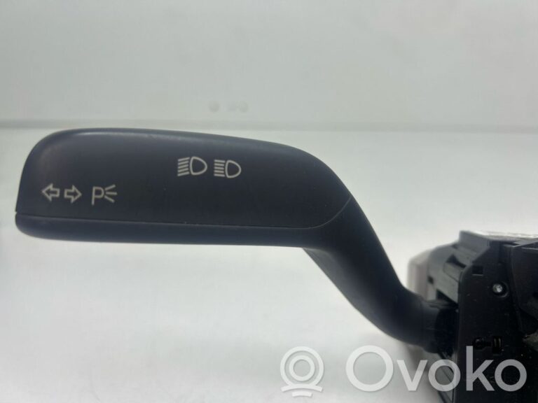 ef16e95e6a6c39102071948cb7256a27-700c7ec367472673c152ca4b10b073cc_wiper_turn_signal_indicator_stalk_switch