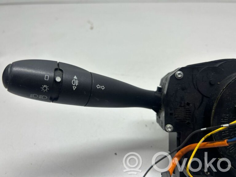 f1448522e097c9a5346e53221585d5ac-5dae3cf14277614bd2dfd1968199d890_wiper_turn_signal_indicator_stalk_switch