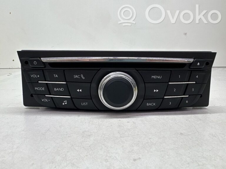 f1ebf0f26876a18ba1baa355af5d37c4-49d20bb7c956188126cad6ed69d08437_radio_cd_dvd_gps_head_unit