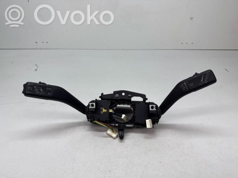 f203ad8eae298ddbbc0e3ff99916aeb1-cb669bcbb9c61bedf27026d55eddc326_wiper_turn_signal_indicator_stalk_switch