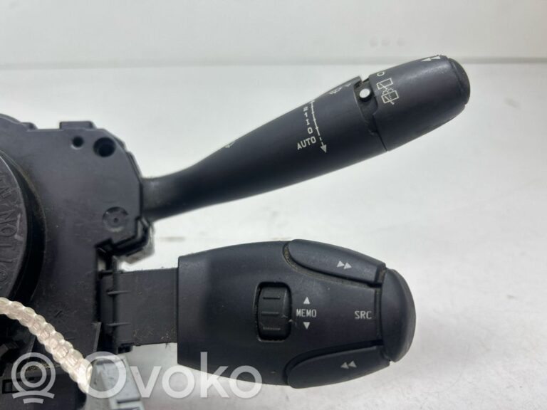 f20f2fd181b689fa8e85cc0c2e93948b-7999b5e6a225da486d0227cc701492e9_wiper_turn_signal_indicator_stalk_switch