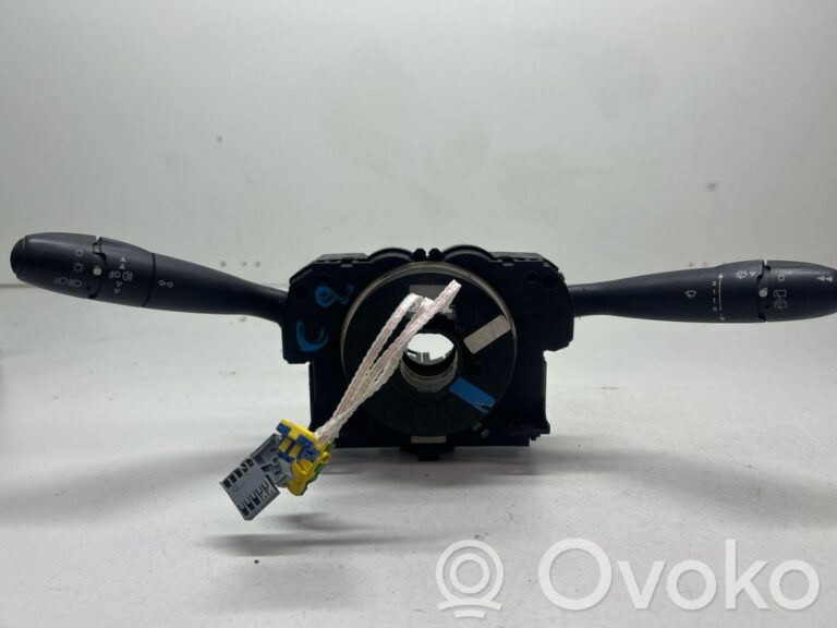 f2a9b49c1fa23fda0178e3ff0043bf3d-263009c39bdbeee56ad3db302ebde2c7_light_switch