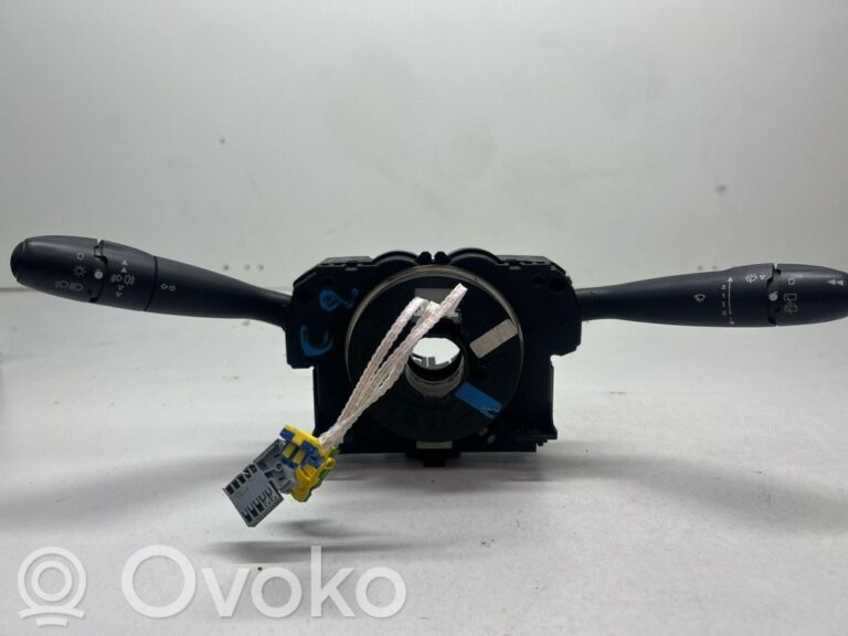 f2a9b49c1fa23fda0178e3ff0043bf3d-263009c39bdbeee56ad3db302ebde2c7_light_switch