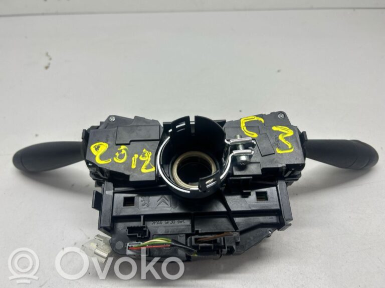 f2e66f3d124544bcf7f9874af65b99bb-5ecb89dc3fa7724466fd1664f1de60fe_light_switch