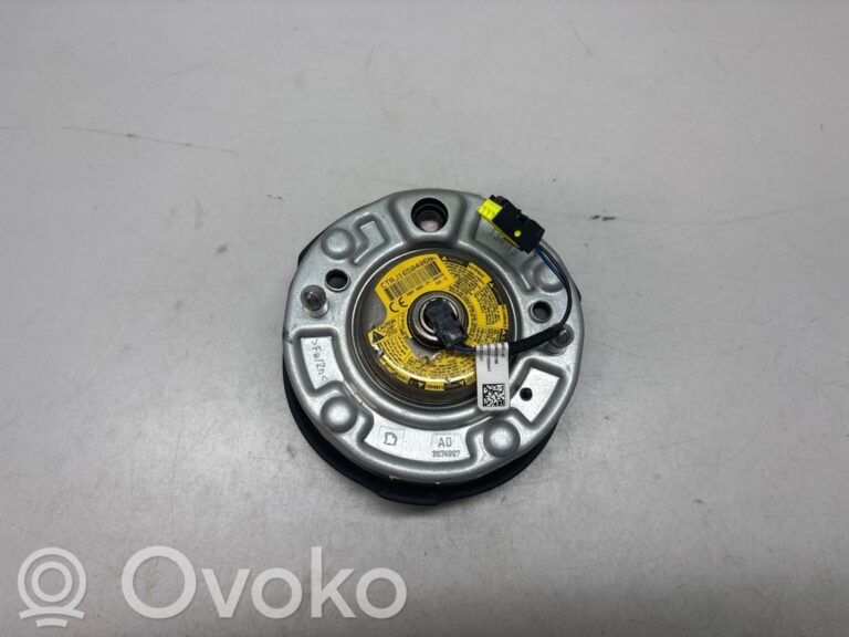 f40204e95b81e0d9a725e71a4b94e405-1c119568d7bb6219a0a29eb8ba85e23b_steering_wheel_airbag