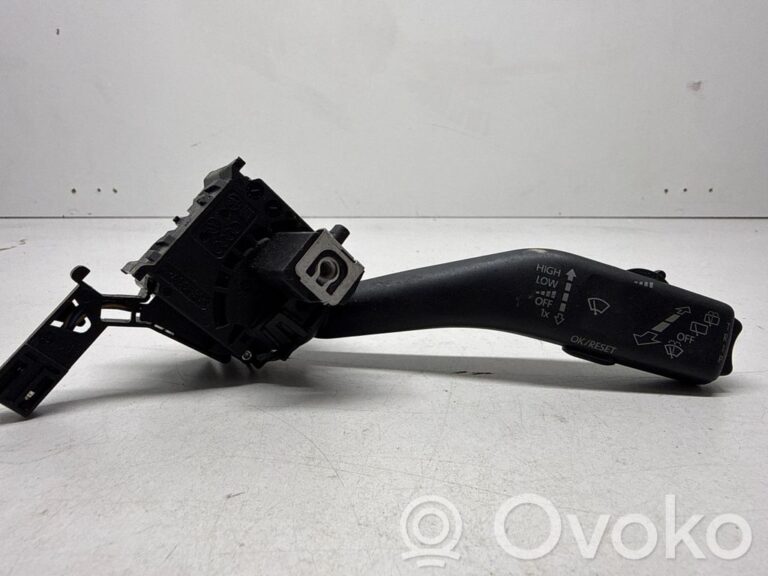 f421c59e1700848170fbdc649fa2ae5e-1c69e910a597d4a9dada20f4493271a9_wiper_control_stalk