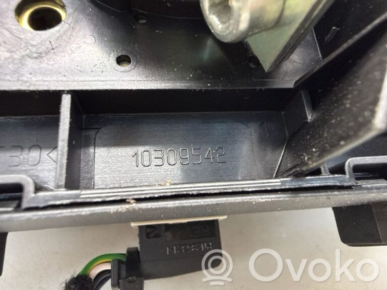 f4396758e60eb2ee552cf8234ee03e06-cce13151bfe6fb84496577c1a0672c1e_wiper_turn_signal_indicator_stalk_switch